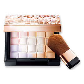 Shiseido Maquillage Dramatic Mood Veil Silky румяна с кистью