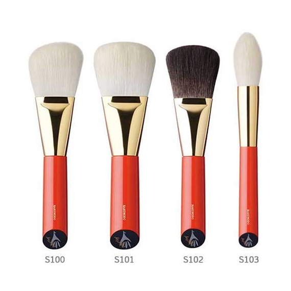 Hakuhodo S100 Vermillion series кисть