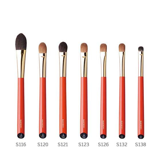 Hakuhodo S100 Vermillion series кисть